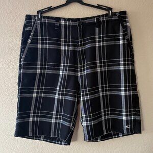O'NEILL Men's Black/White Shorts Chino Size 38x10 Y2K Plaid Embroidery Preppy